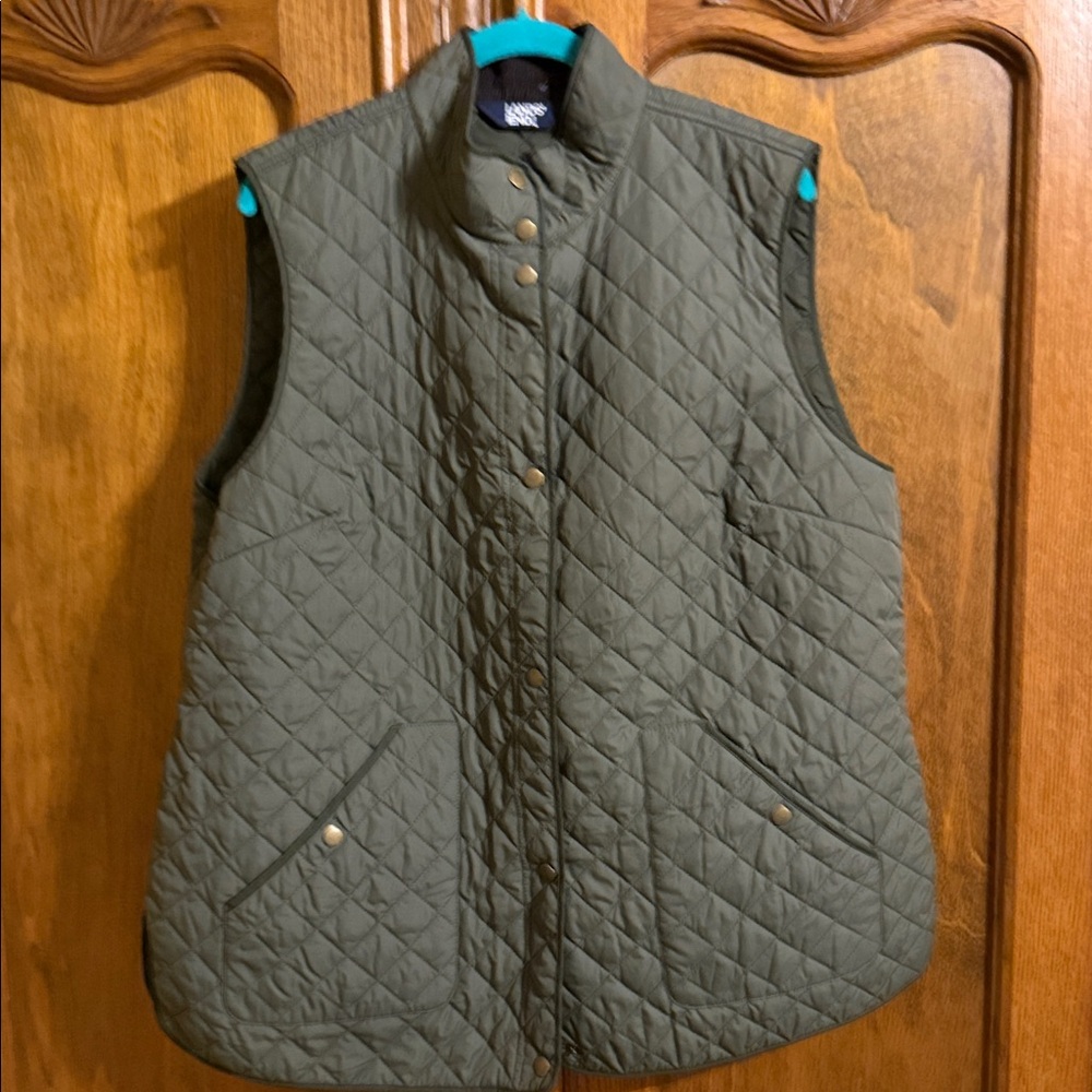 Lands' End Olive and Brown Quilted Vest, 1X
Brass snaps